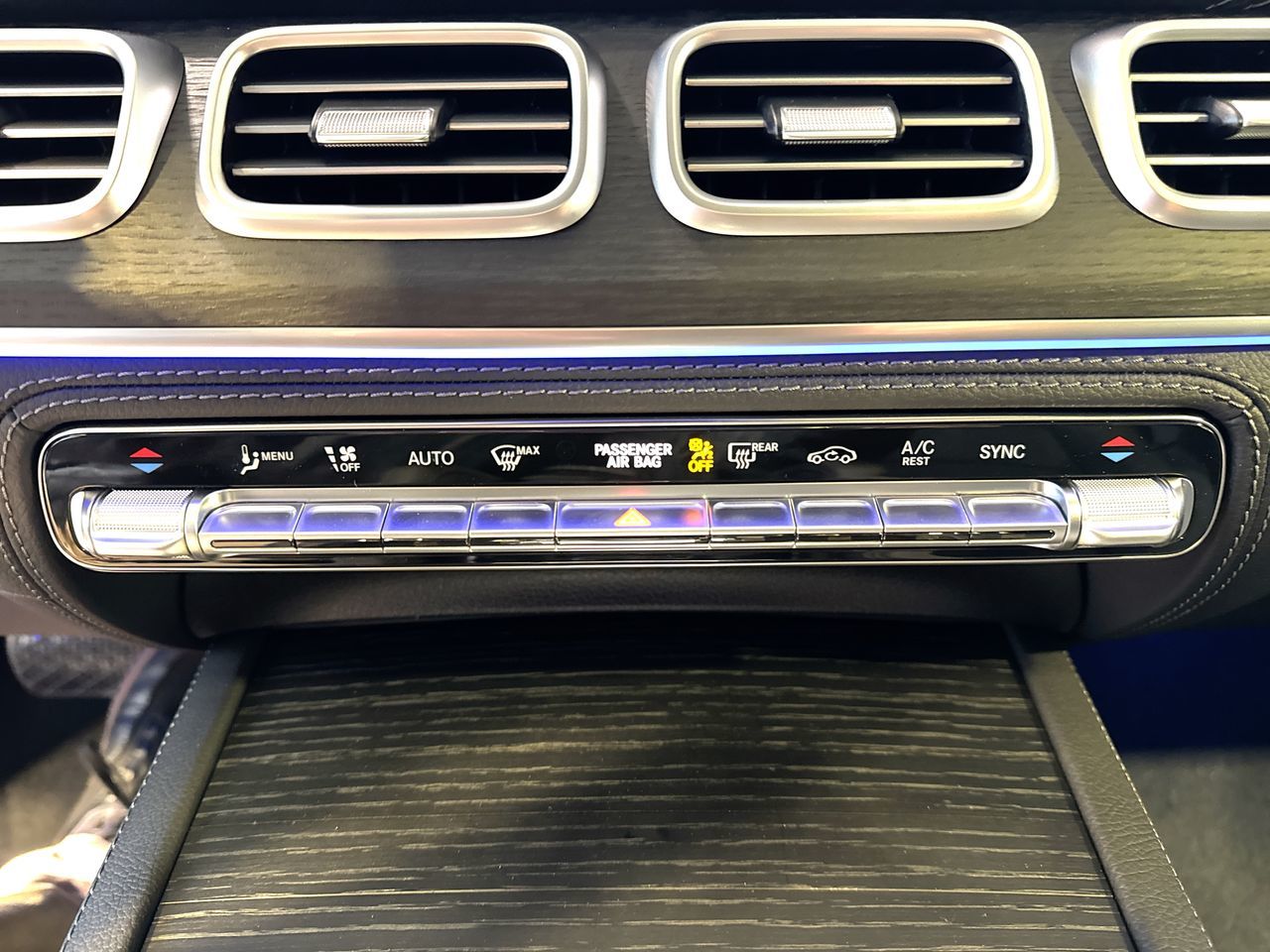 2026 Mercedes-Benz GLE in Vancouver, British Columbia