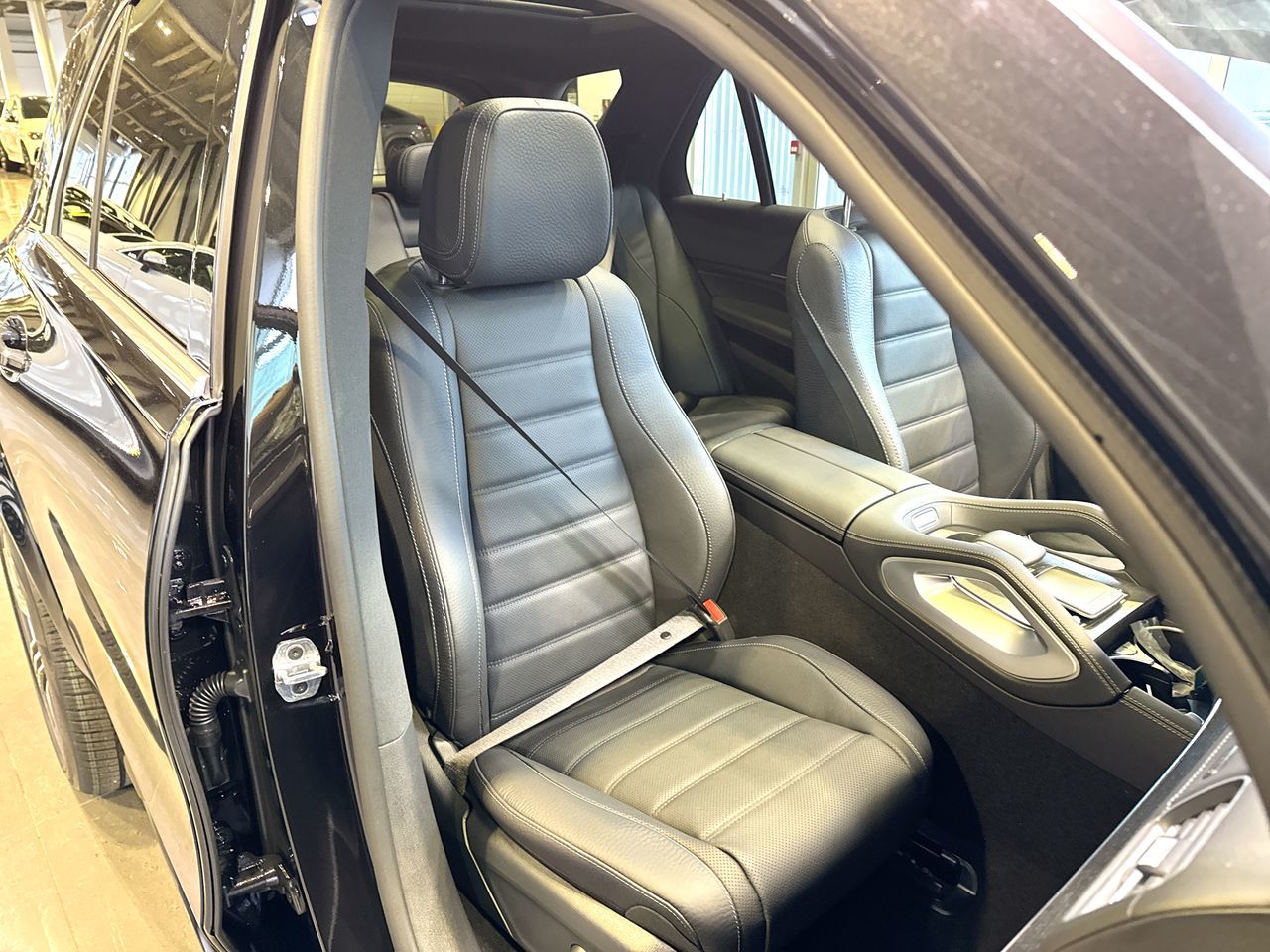 2026 Mercedes-Benz GLE in Vancouver, British Columbia