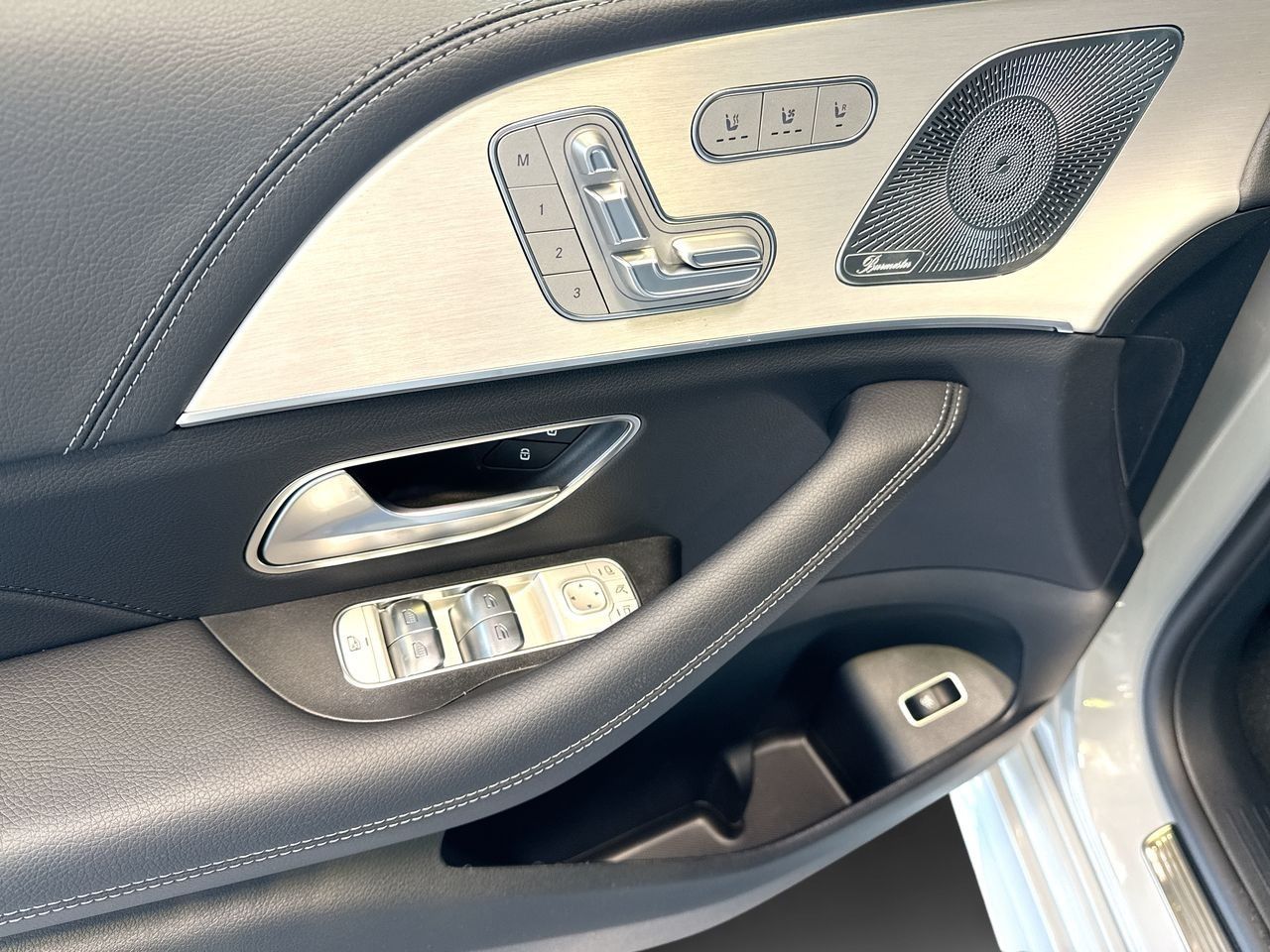 2026 Mercedes-Benz GLE in Vancouver, British Columbia