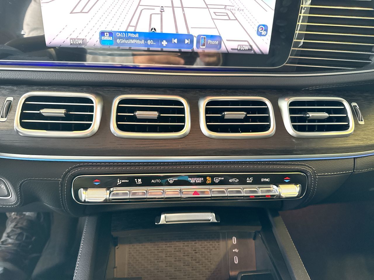 2026 Mercedes-Benz GLE in Vancouver, British Columbia