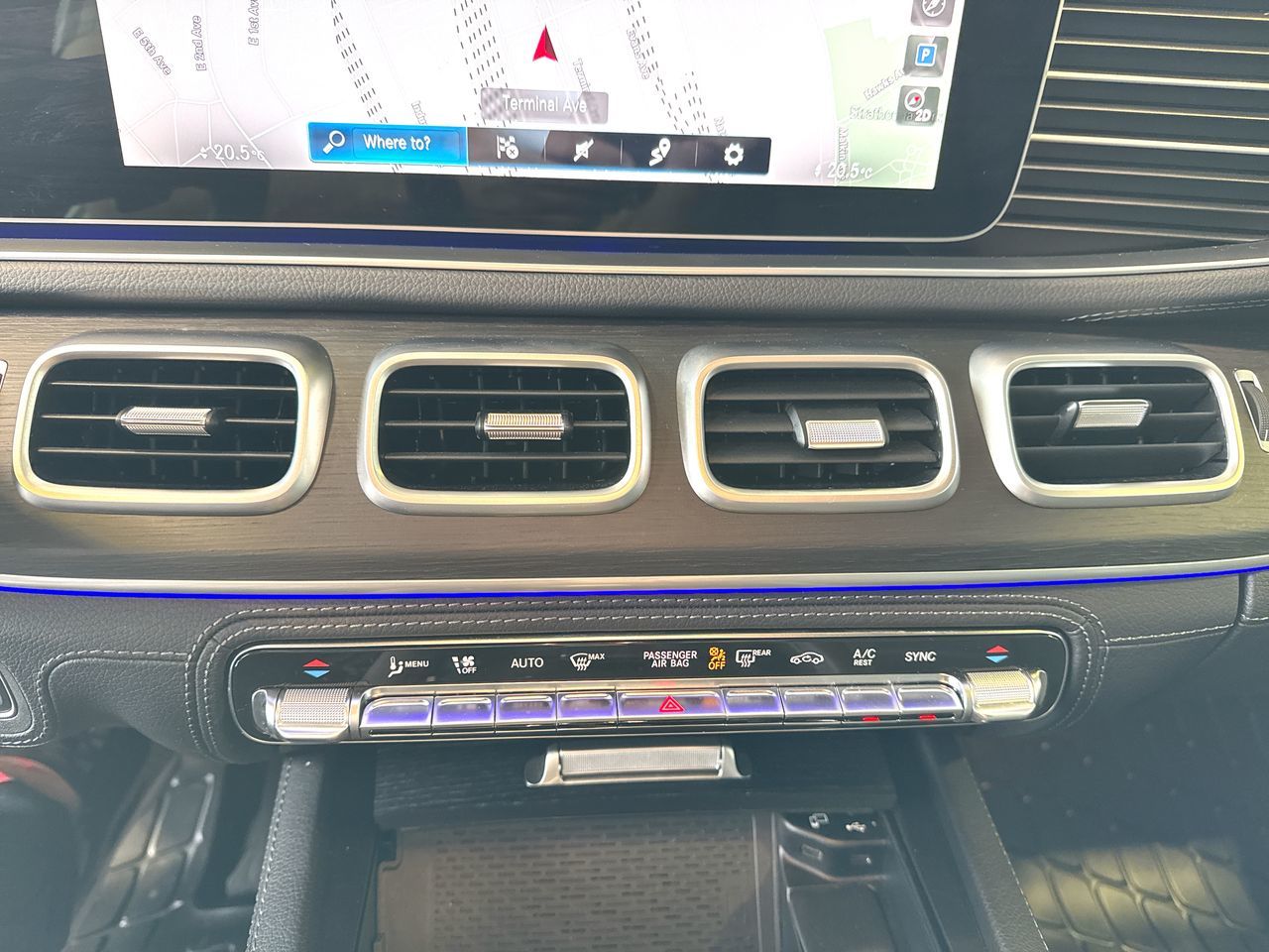 2023  GLE450