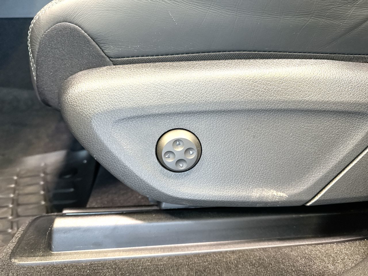 2024 Mercedes-Benz GLE53