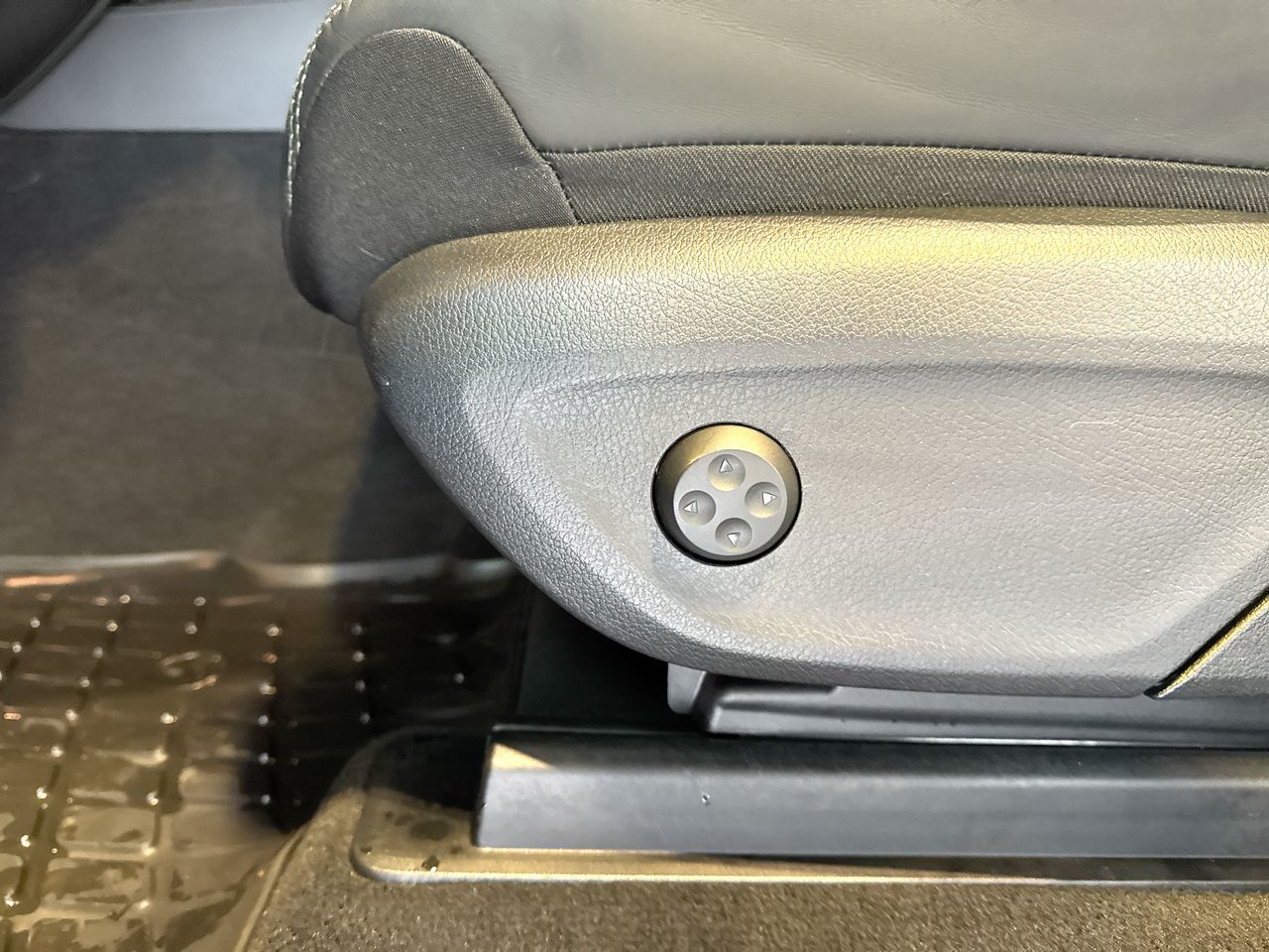 2024 Mercedes-Benz GLE53