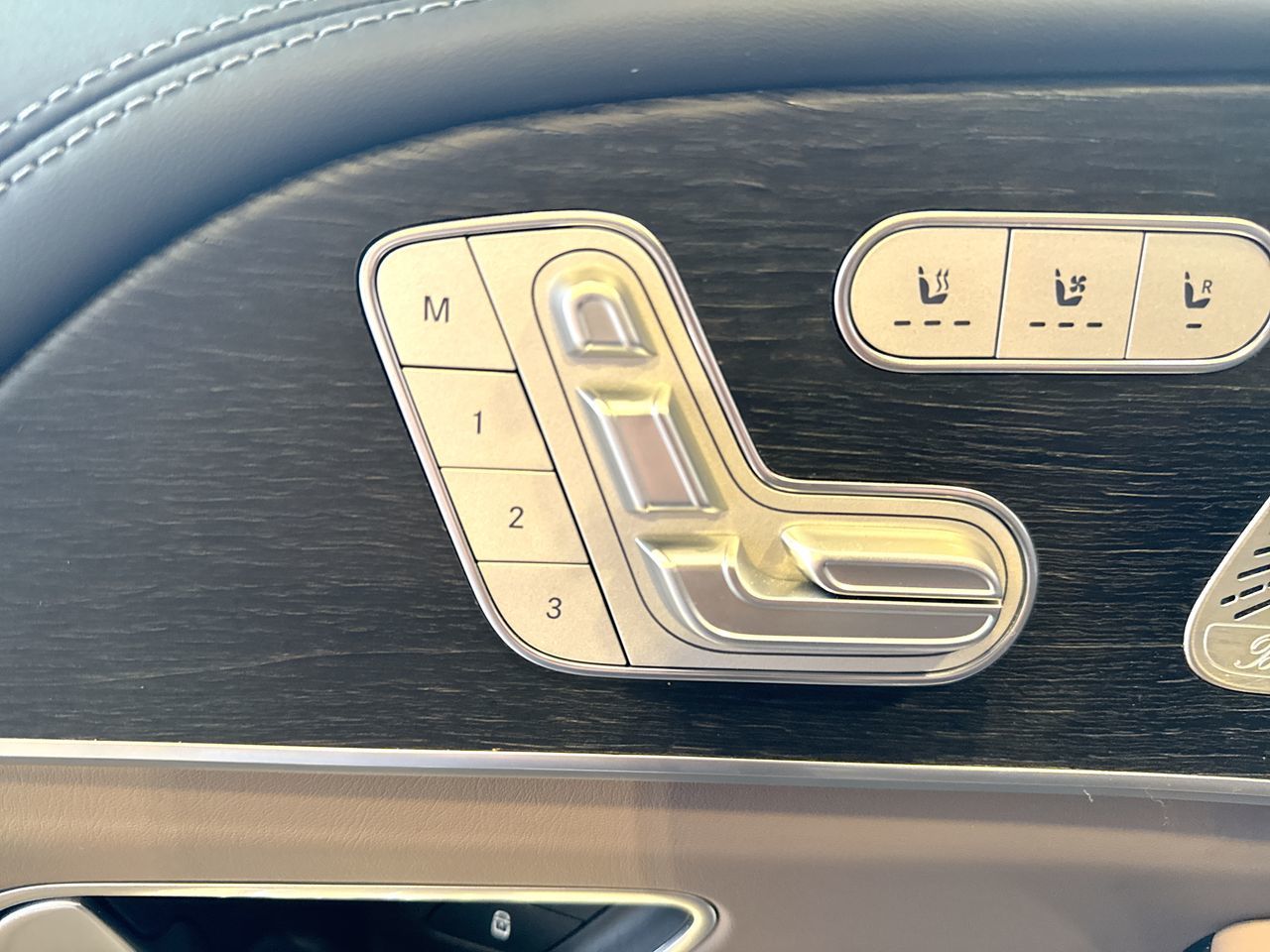 2026  GLE580