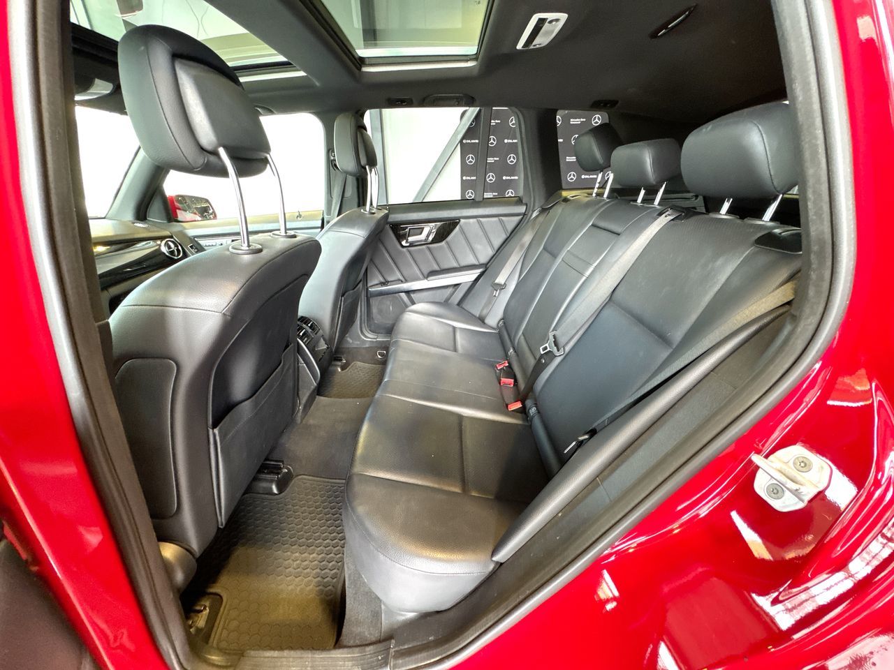 2014 Mercedes-Benz GLK250 in Vancouver, British Columbia
