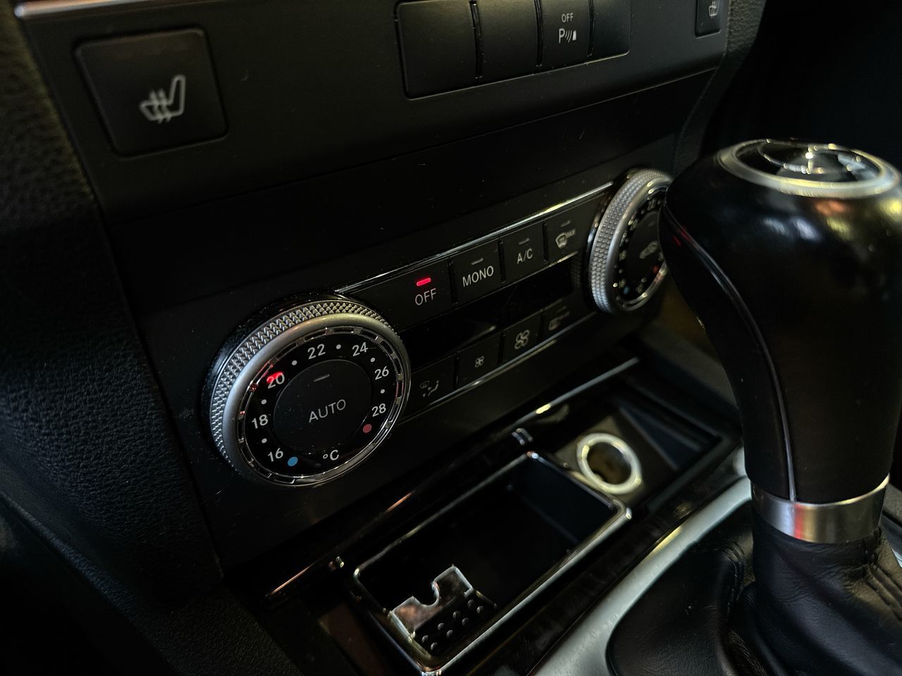 2012 Mercedes-Benz GLK350