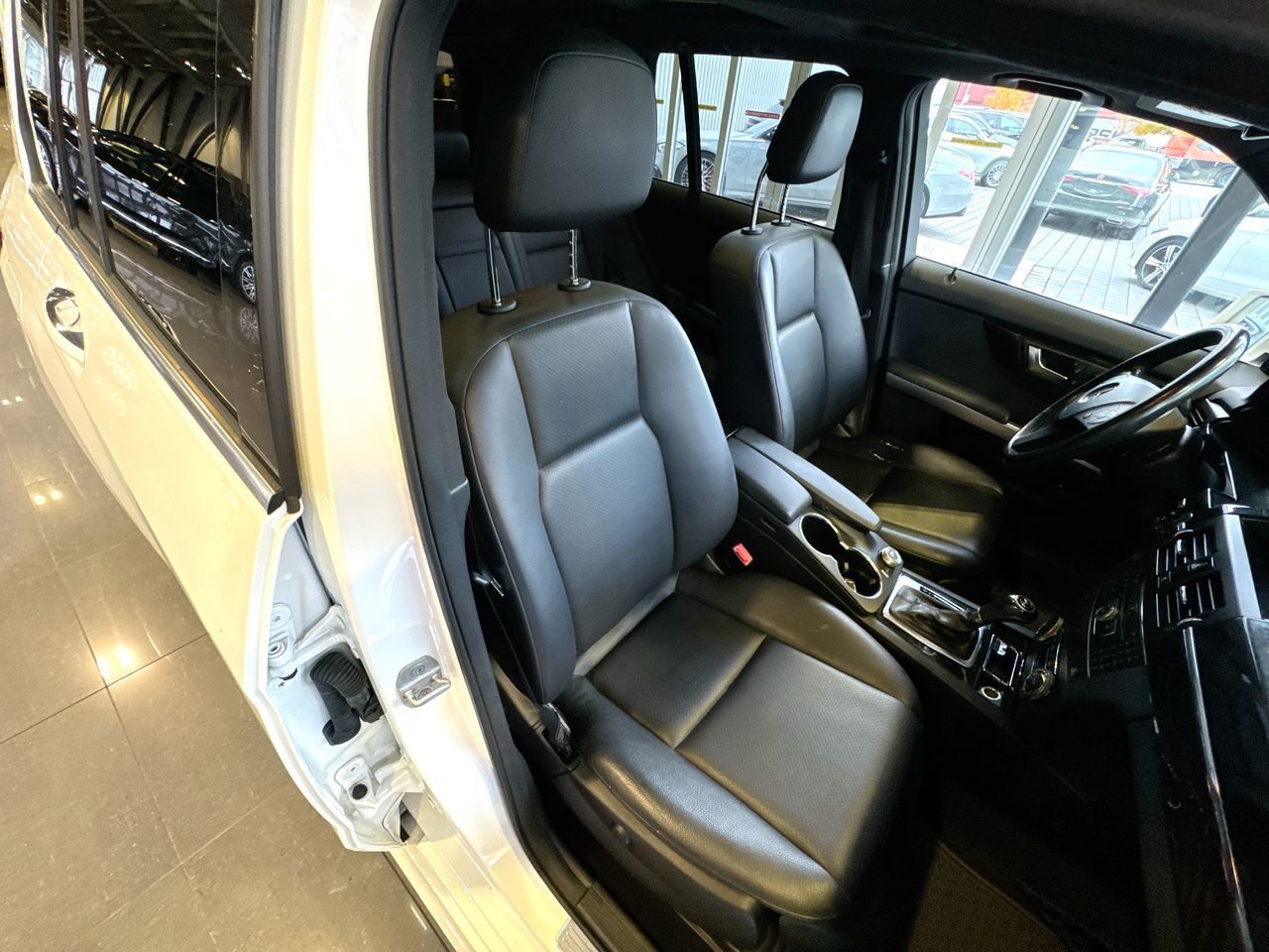 2012 Mercedes-Benz GLK350