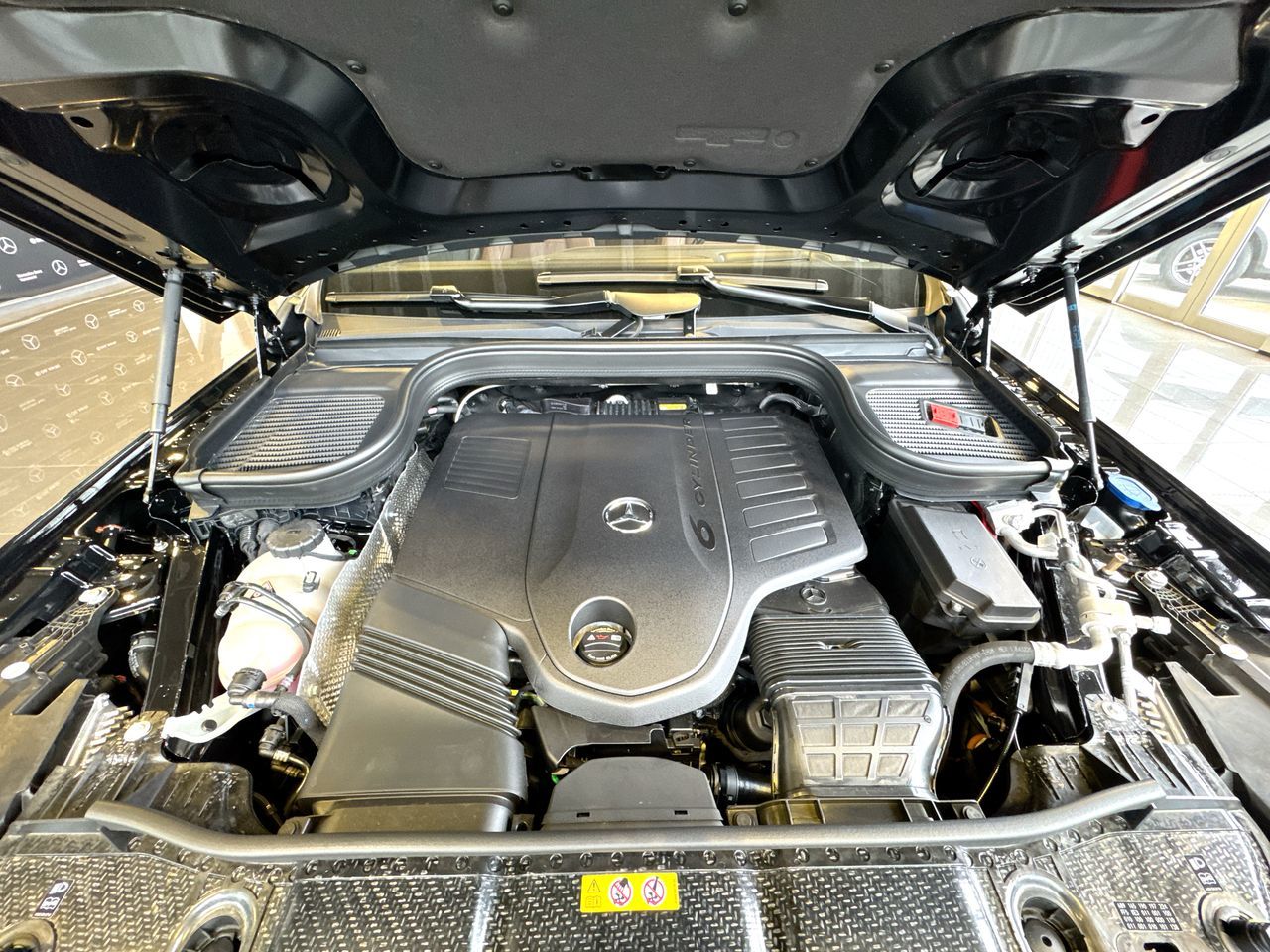 2025 Mercedes-Benz GLS in Vancouver, British Columbia