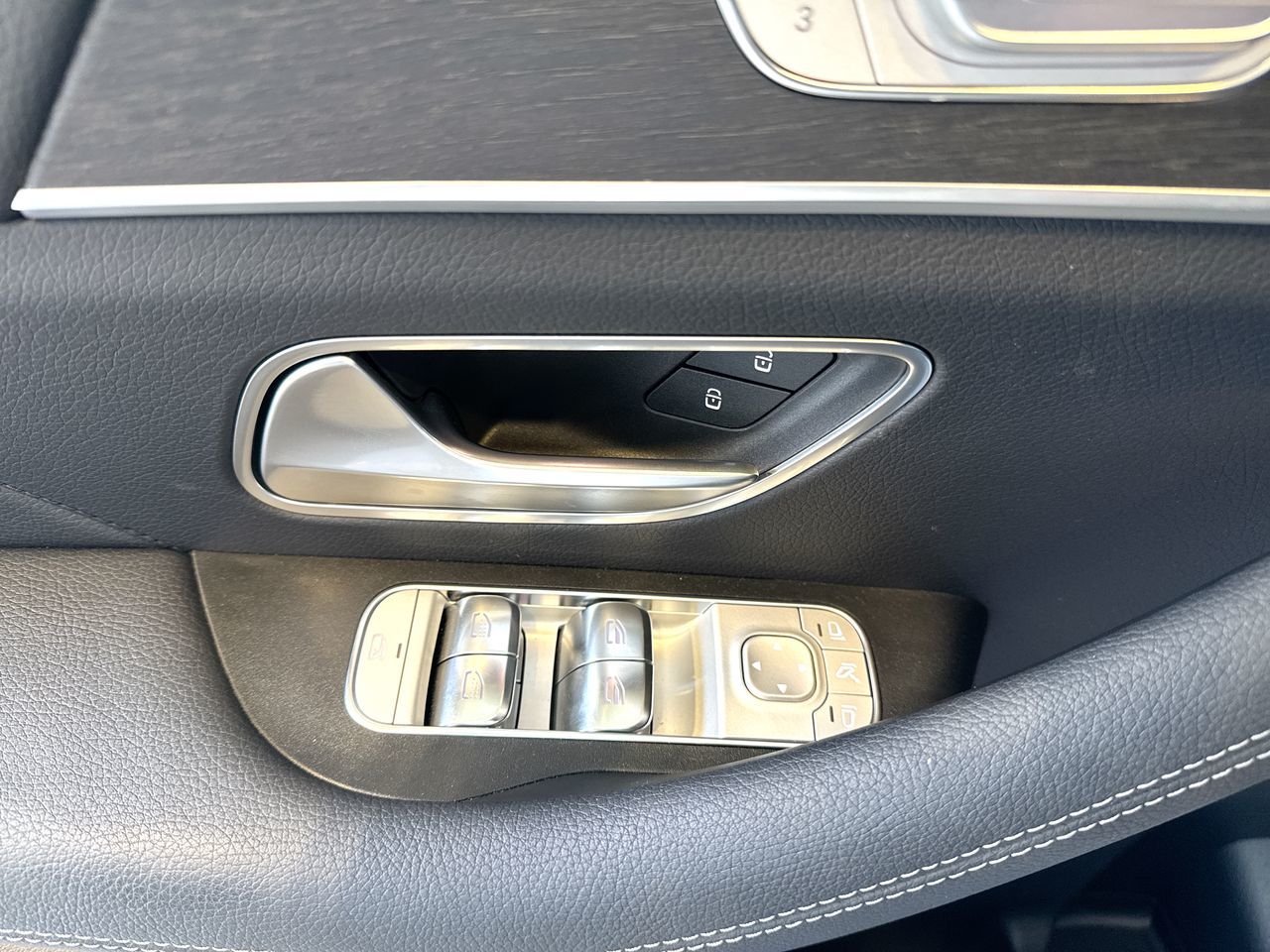 2025 Mercedes-Benz GLS in Vancouver, British Columbia