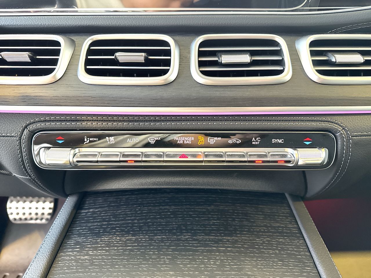2025 Mercedes-Benz GLS in Vancouver, British Columbia