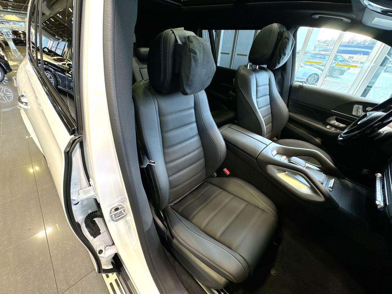 2026 Mercedes-Benz GLS in Vancouver, British Columbia