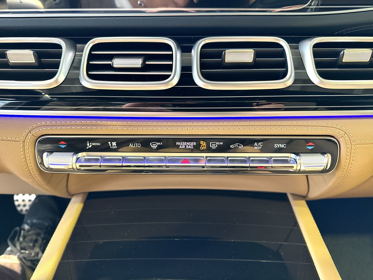 2026 Mercedes-Benz GLS in Vancouver, British Columbia