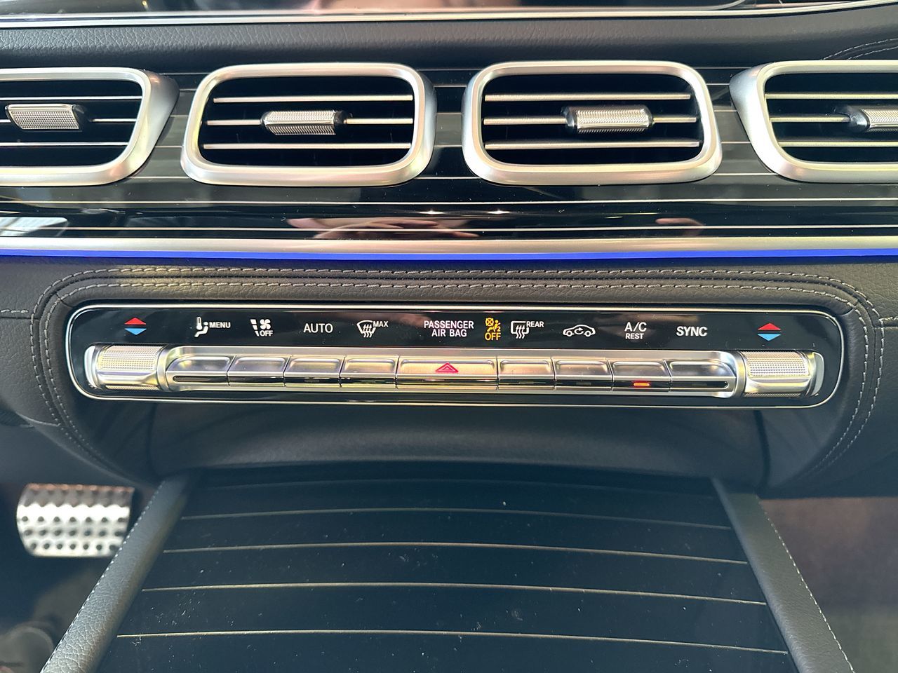 2026 Mercedes-Benz GLS in Vancouver, British Columbia