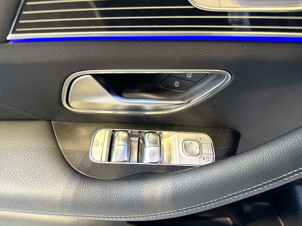 2026 Mercedes-Benz GLS in Vancouver, British Columbia