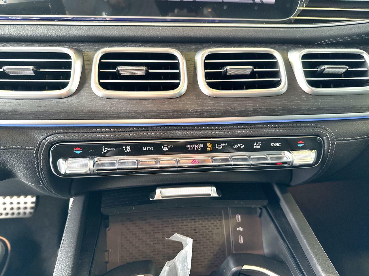 2026 Mercedes-Benz GLS in Vancouver, British Columbia