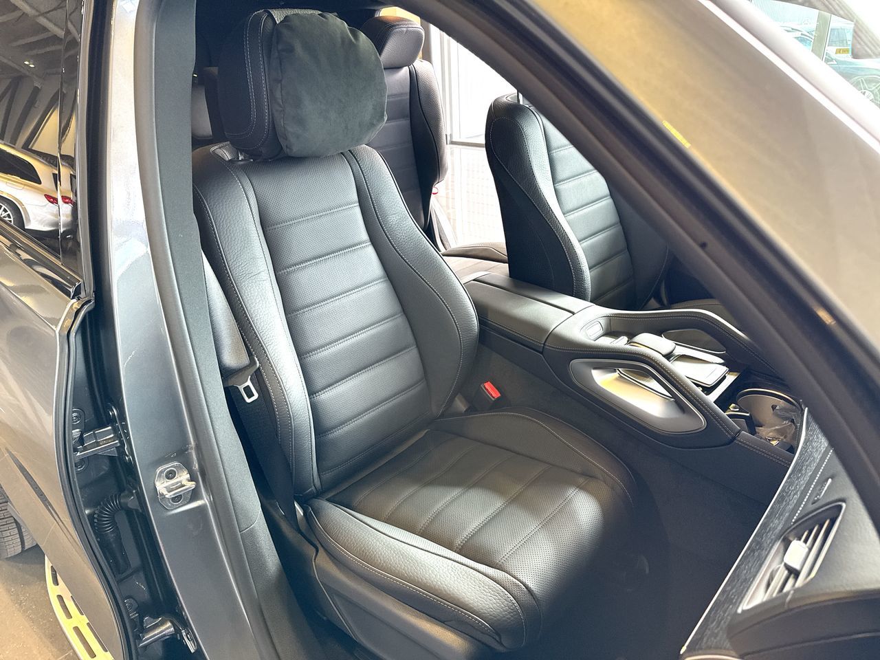 2026 Mercedes-Benz GLS in Vancouver, British Columbia