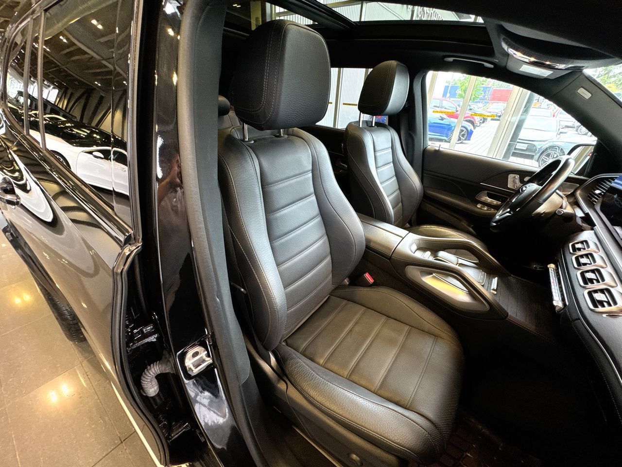 2022 Mercedes-Benz GLS450 in Vancouver, British Columbia