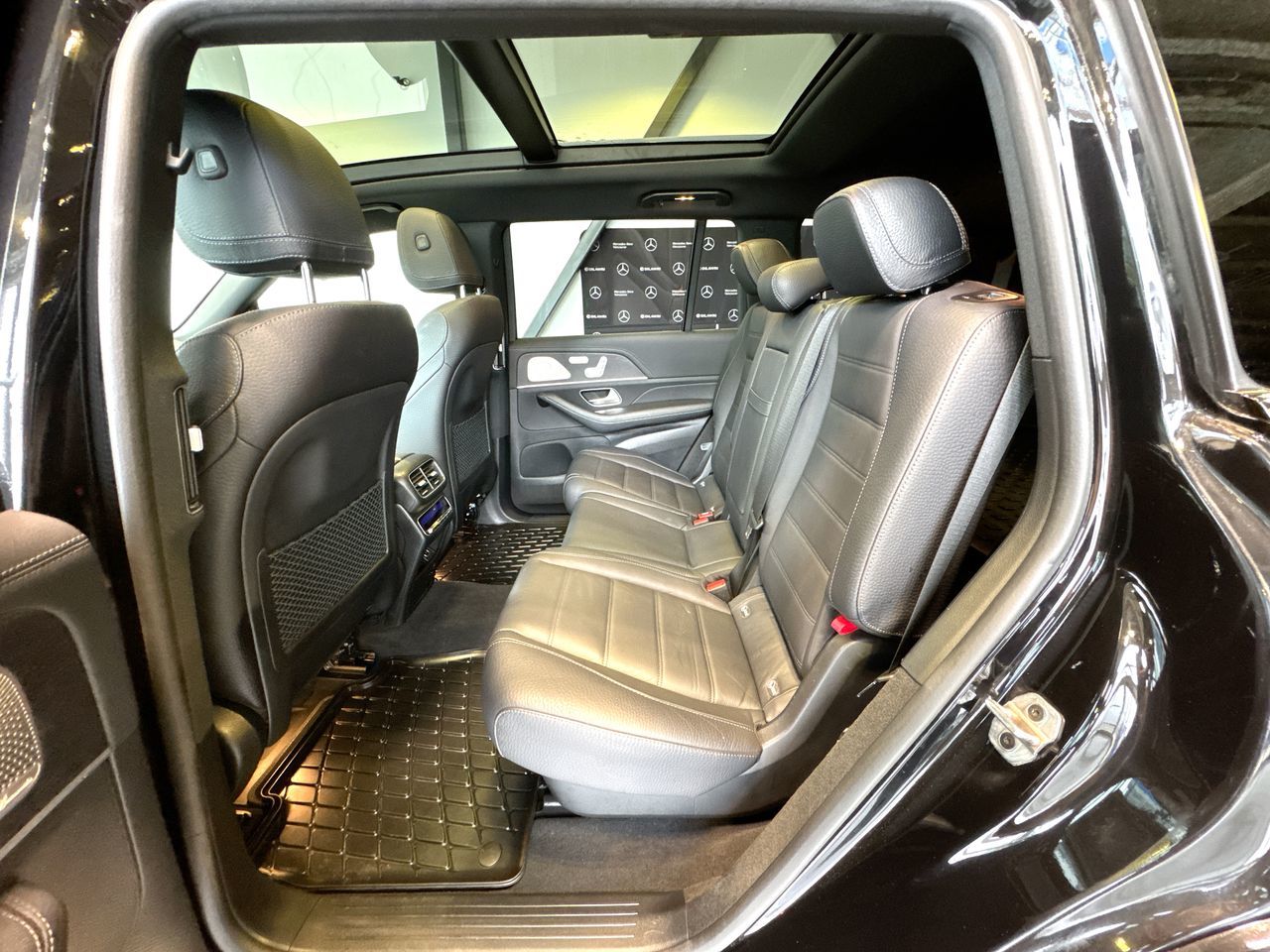 2022 Mercedes-Benz GLS450 in Vancouver, British Columbia