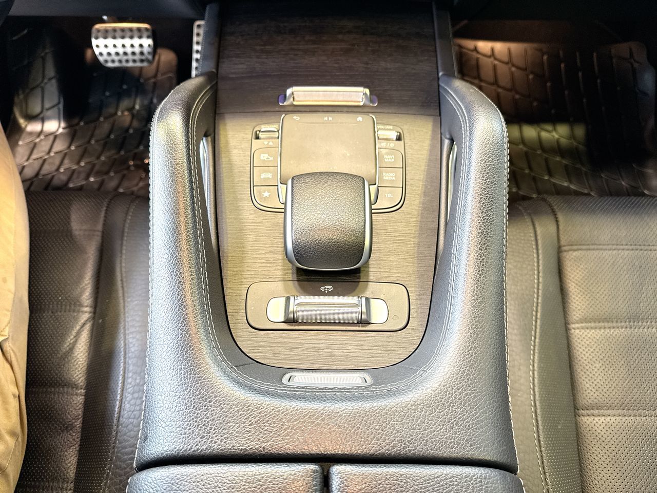 2022 Mercedes-Benz GLS450 in Vancouver, British Columbia