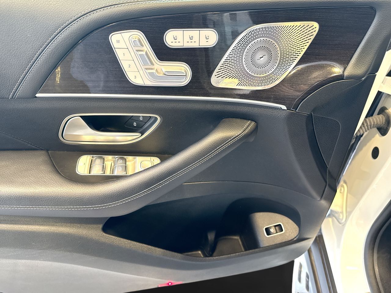 2023 Mercedes-Benz GLS450