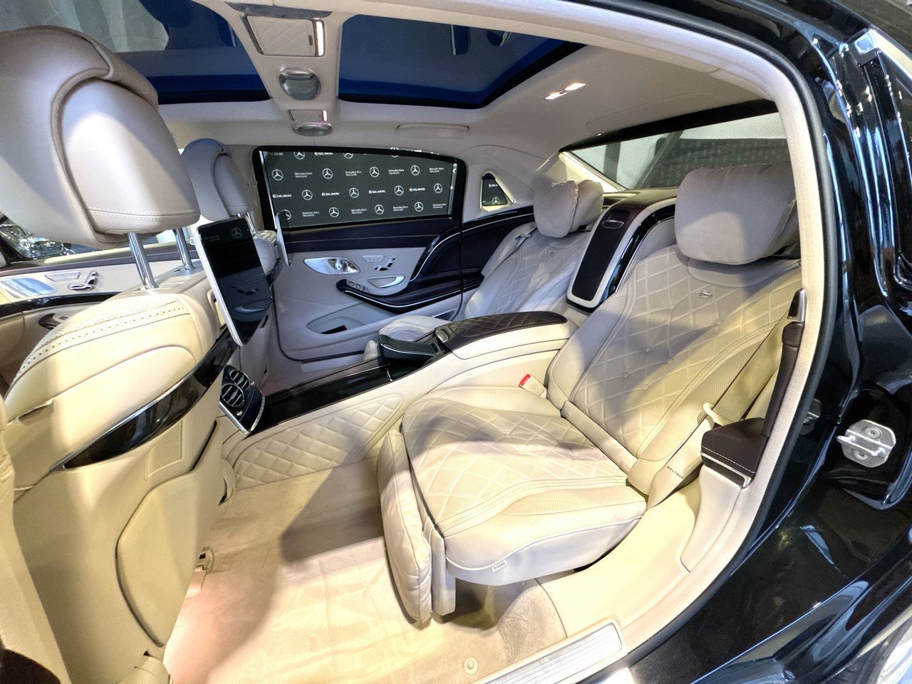 Mercedes-Benz Maybach  2019 à Vancouver, Colombie-Britannique