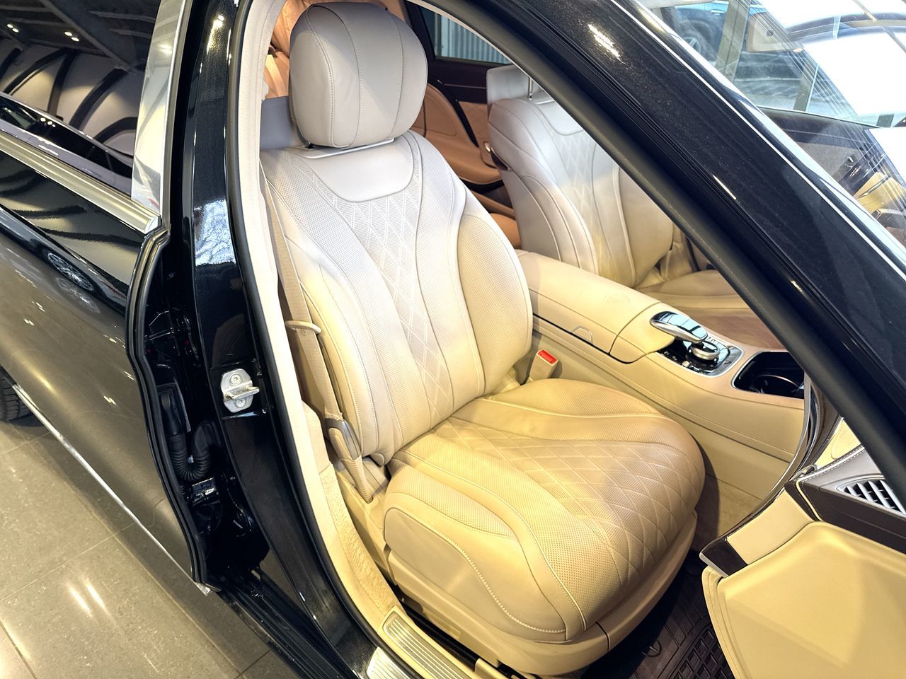 2020 Mercedes-Benz Maybach