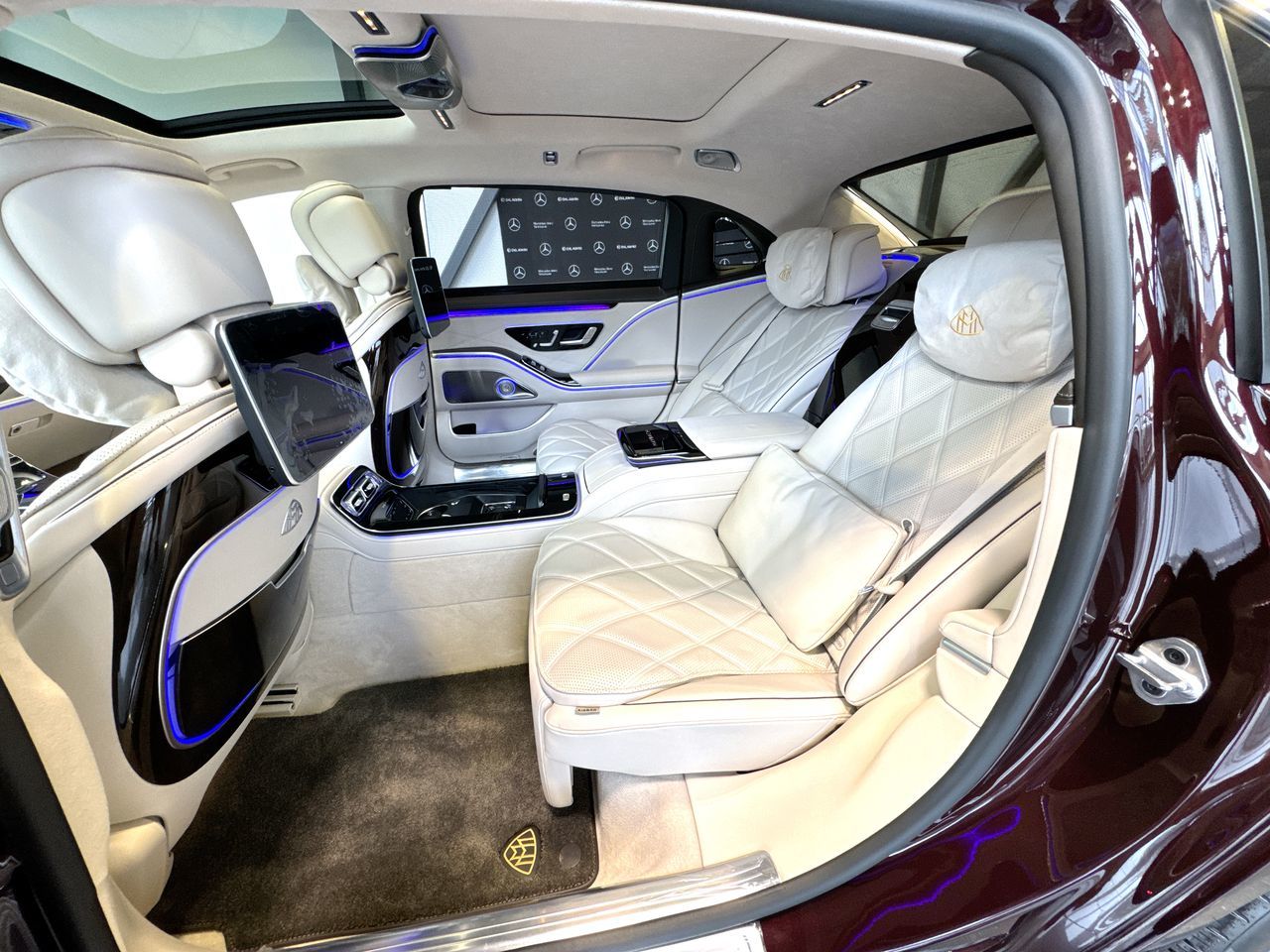 2023 Mercedes-Benz Mercedes-Maybach in Vancouver, British Columbia