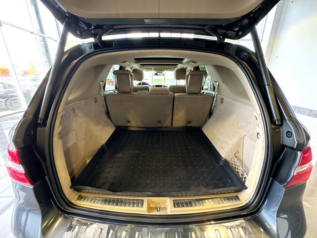 Mercedes-Benz ML350  2014 à Vancouver, Colombie-Britannique
