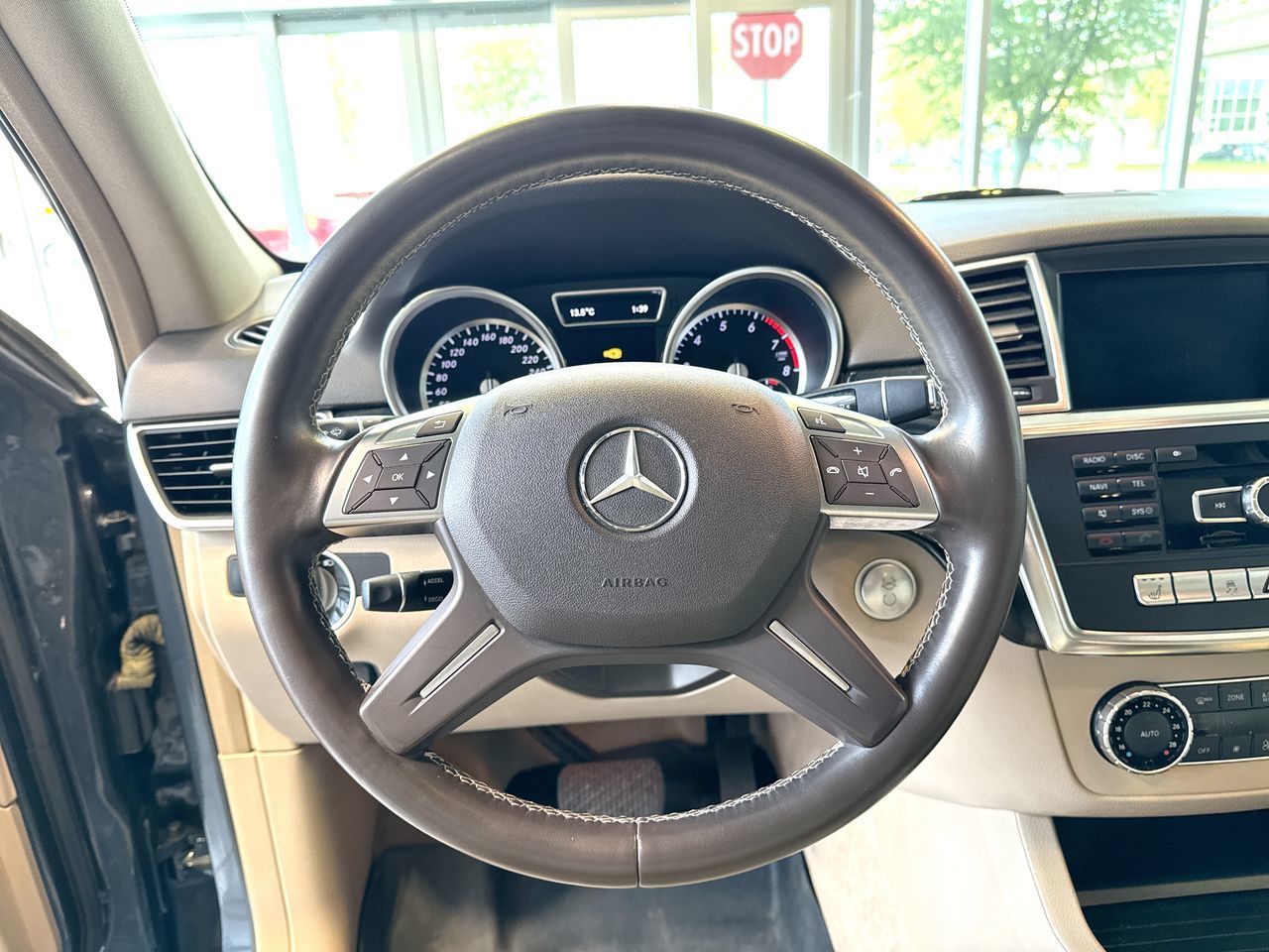Mercedes-Benz ML350  2014 à Vancouver, Colombie-Britannique