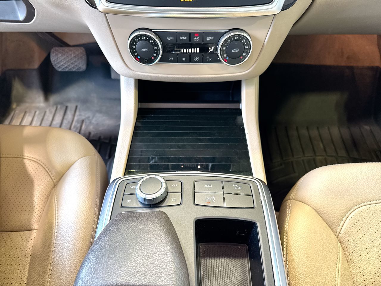Mercedes-Benz ML350  2014 à Vancouver, Colombie-Britannique
