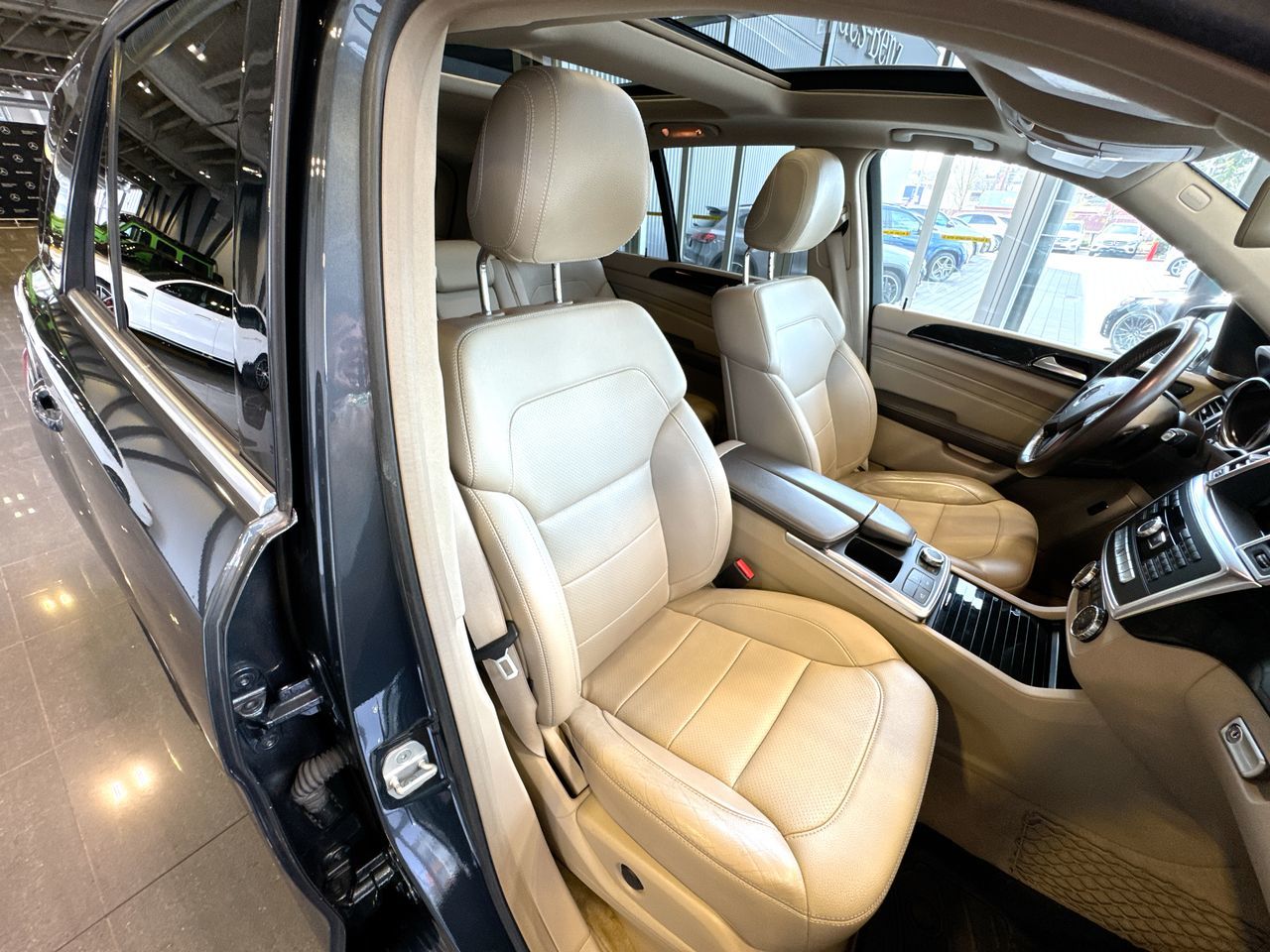 Mercedes-Benz ML350  2014 à Vancouver, Colombie-Britannique