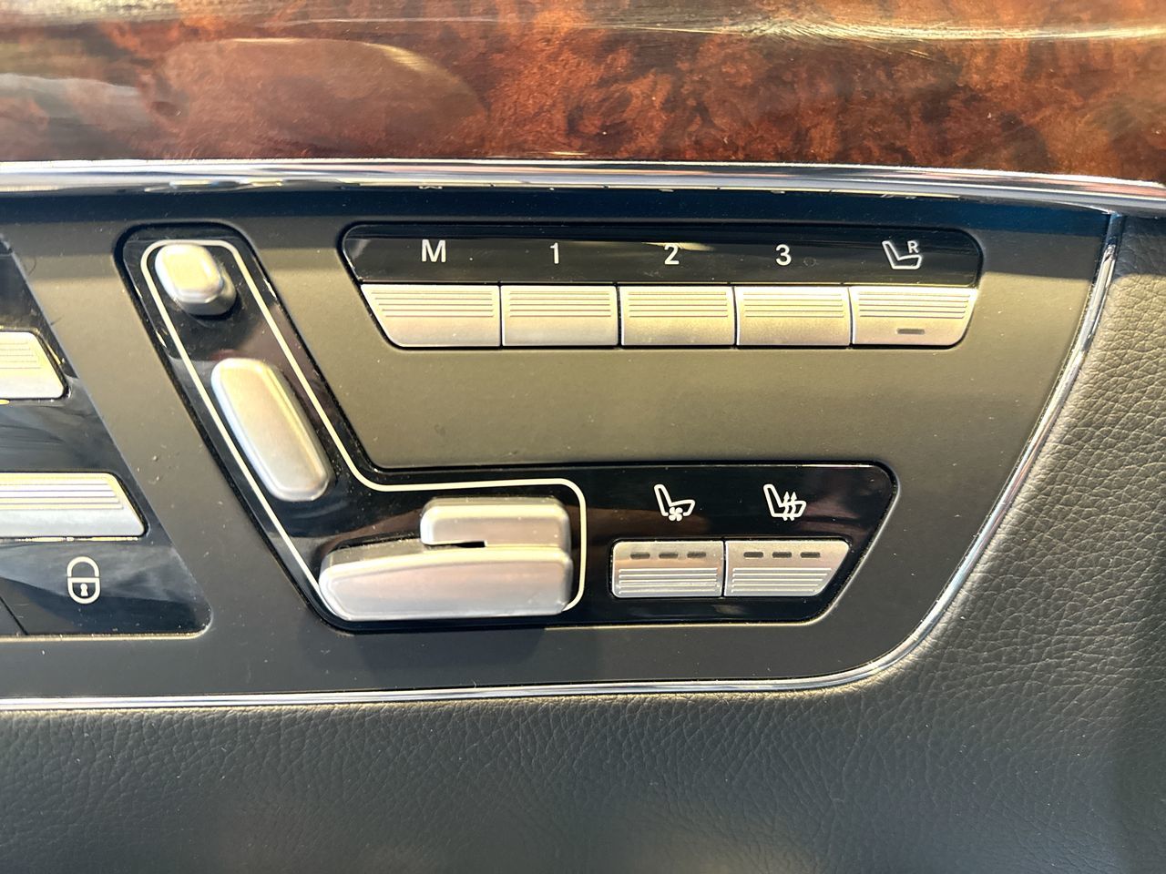 2012 Mercedes-Benz S550