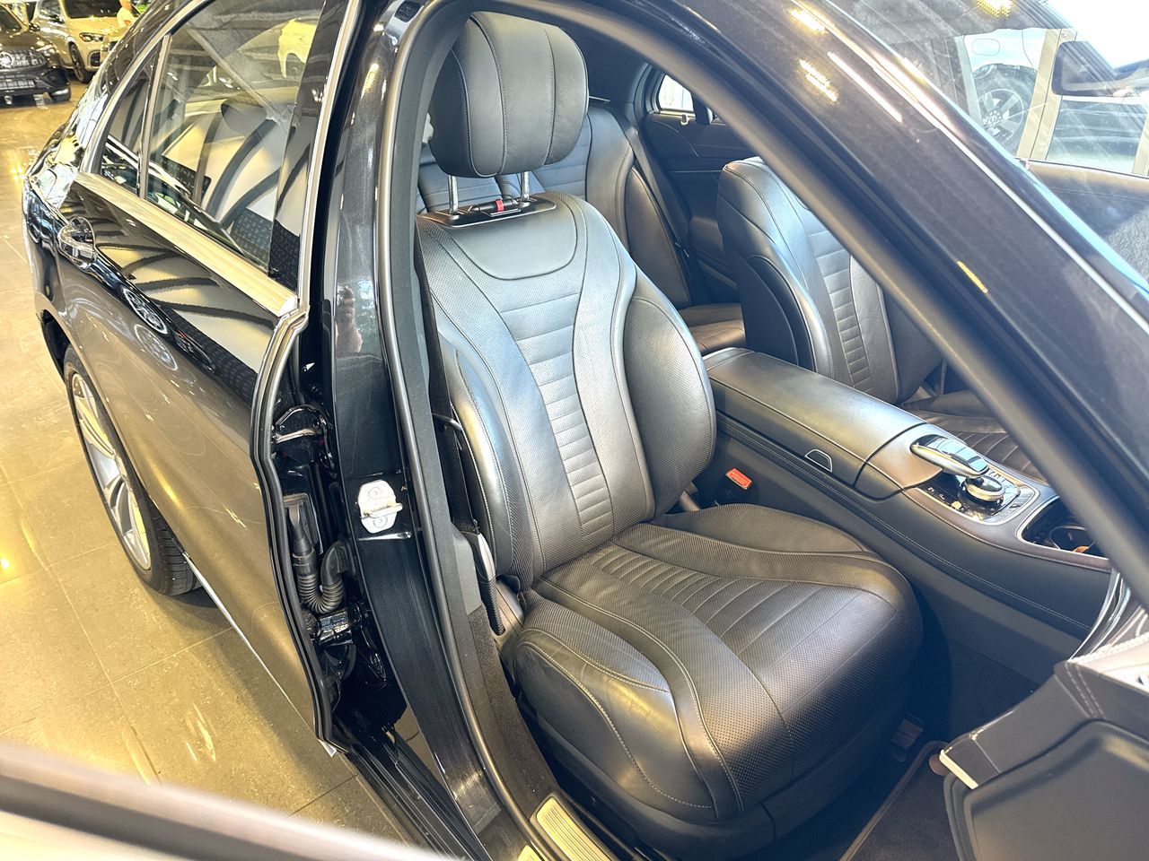 2020 Mercedes-Benz S560 in Vancouver, British Columbia