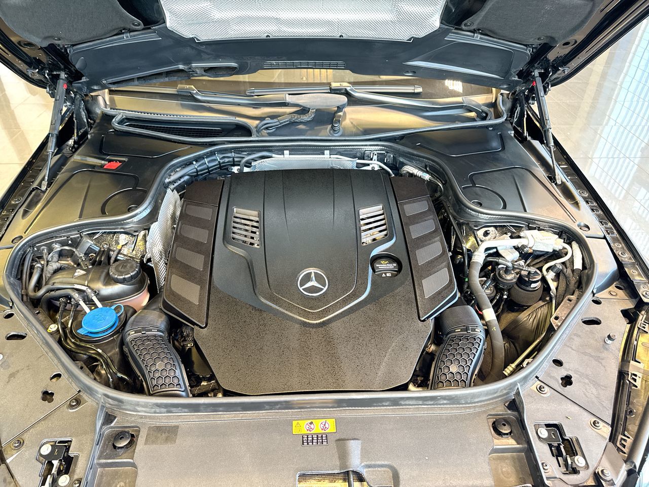 2020 Mercedes-Benz S560 in Vancouver, British Columbia
