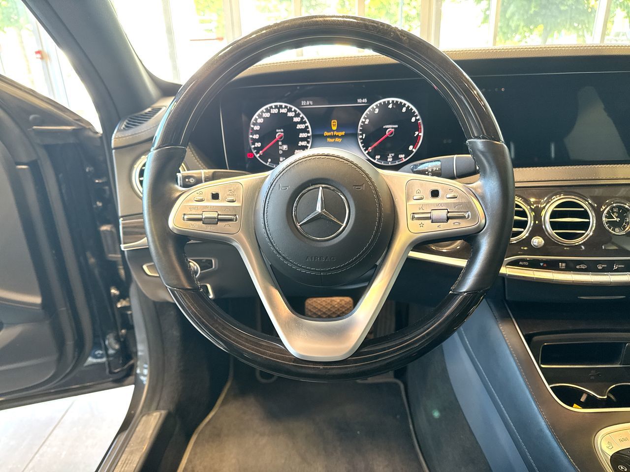 2020 Mercedes-Benz S560 in Vancouver, British Columbia