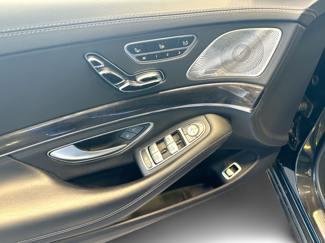 2020 Mercedes-Benz S560 in Vancouver, British Columbia