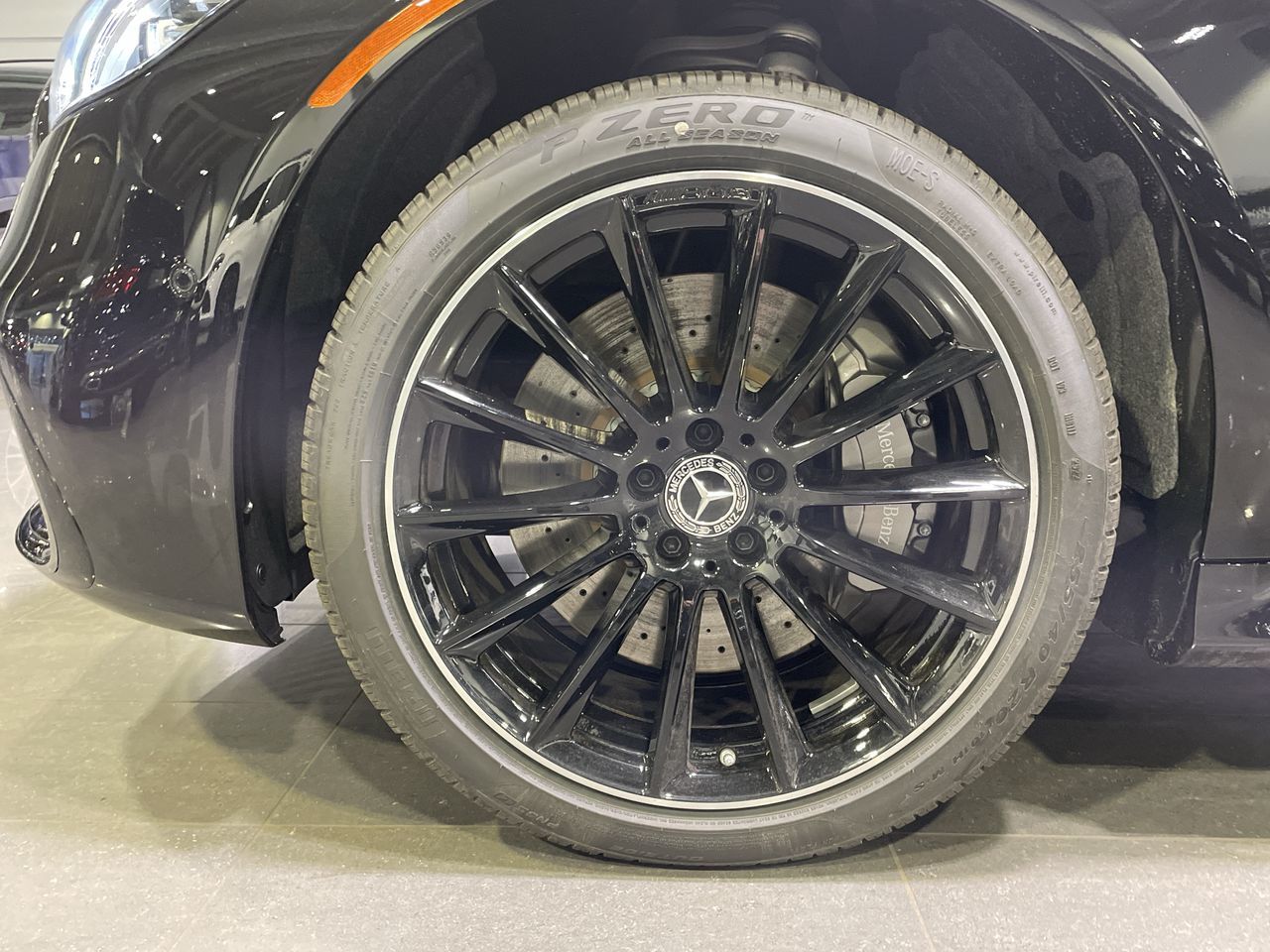 2023 Mercedes-Benz S580