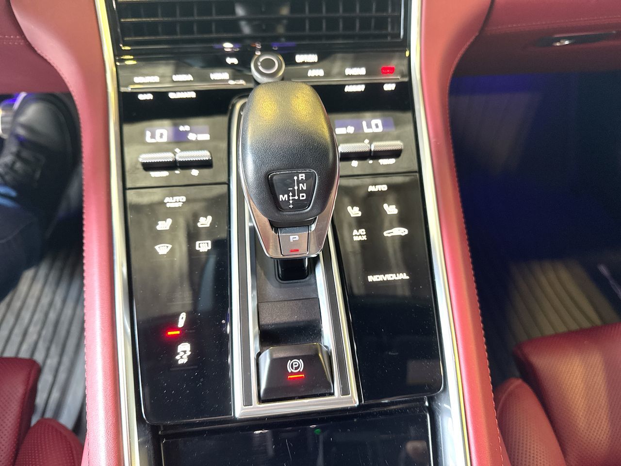 2022 Porsche Panamera