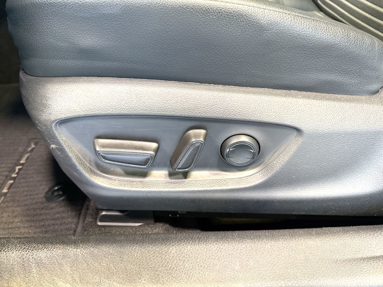 Toyota Camry Hybrid  2019 à Vancouver, Colombie-Britannique