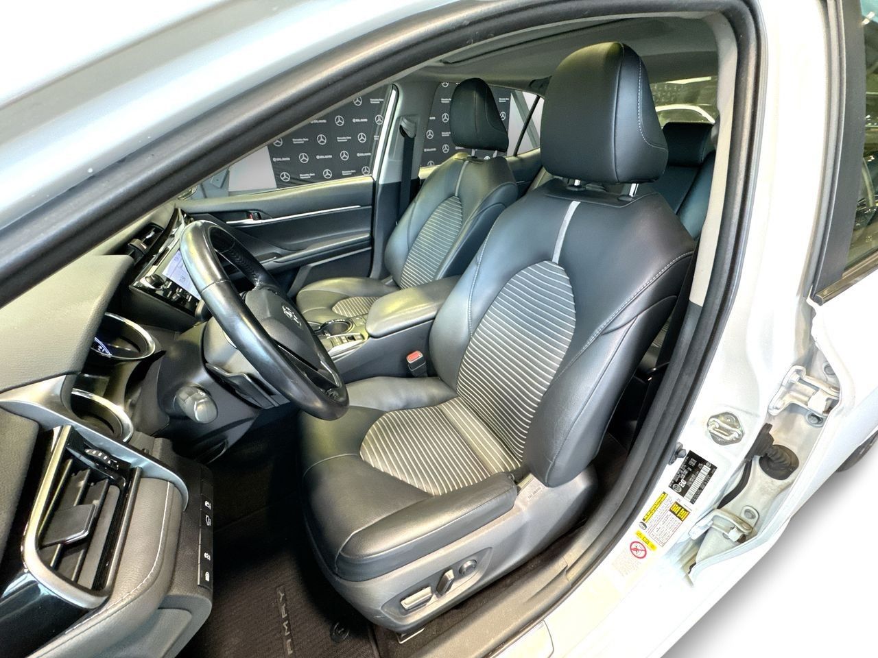 Toyota Camry Hybrid  2019 à Vancouver, Colombie-Britannique