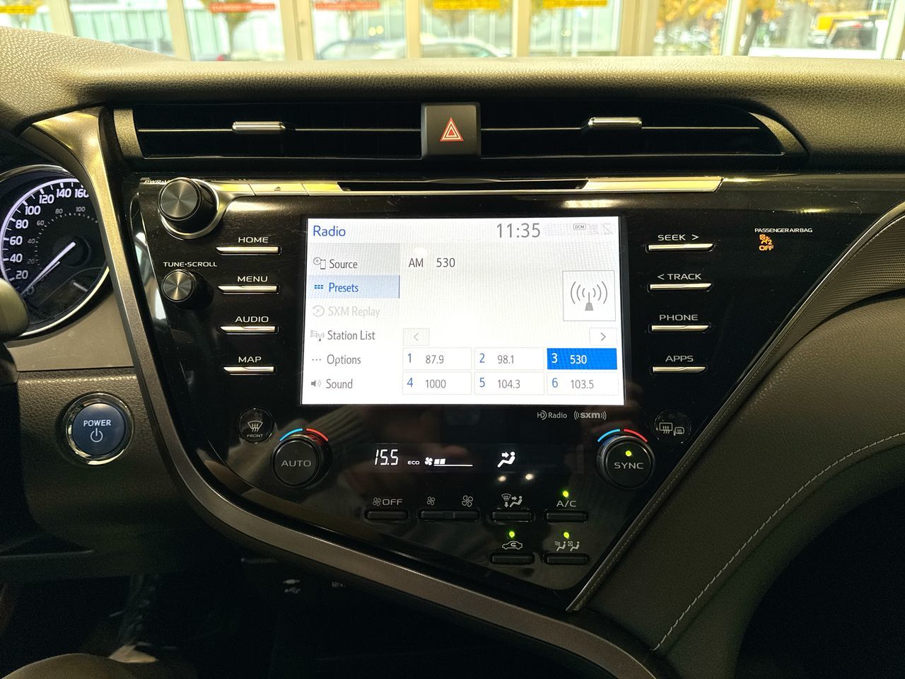 Toyota Camry Hybrid  2019 à Vancouver, Colombie-Britannique