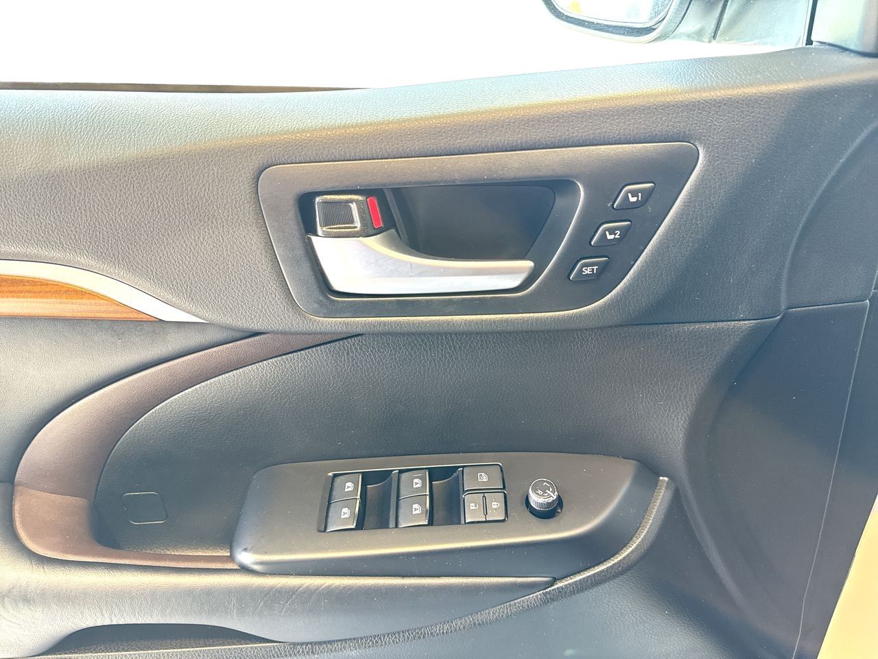 2019 Toyota Highlander in Vancouver, British Columbia