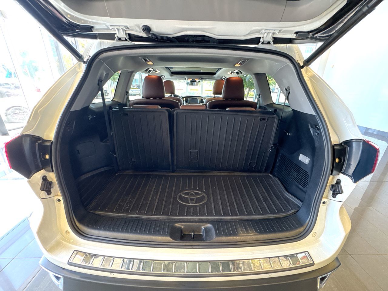 2019 Toyota Highlander in Vancouver, British Columbia