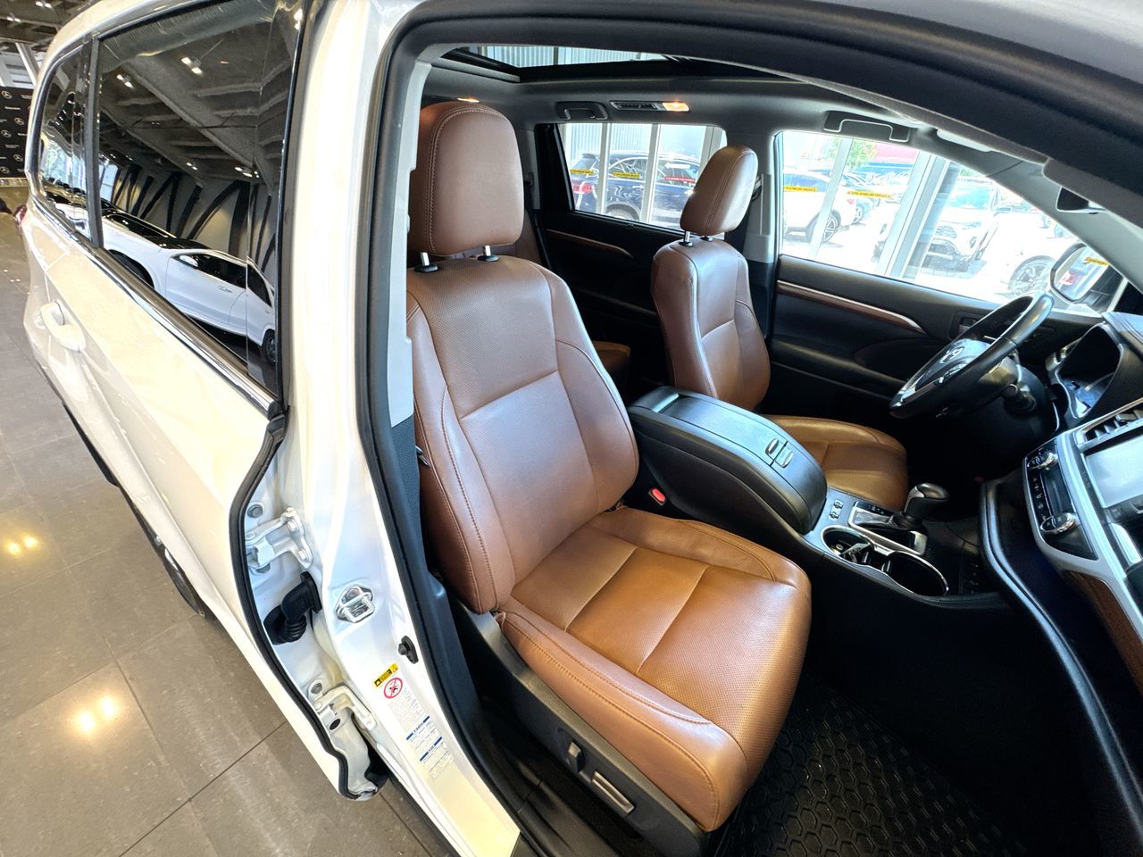 2019 Toyota Highlander in Vancouver, British Columbia