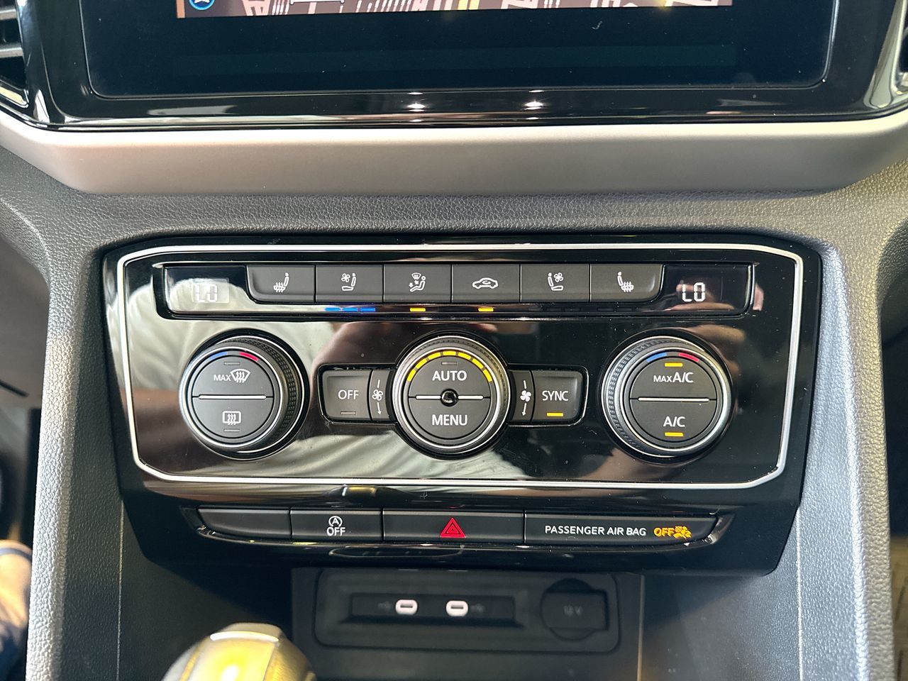 2023 Volkswagen Atlas Cross Sport in Vancouver, British Columbia