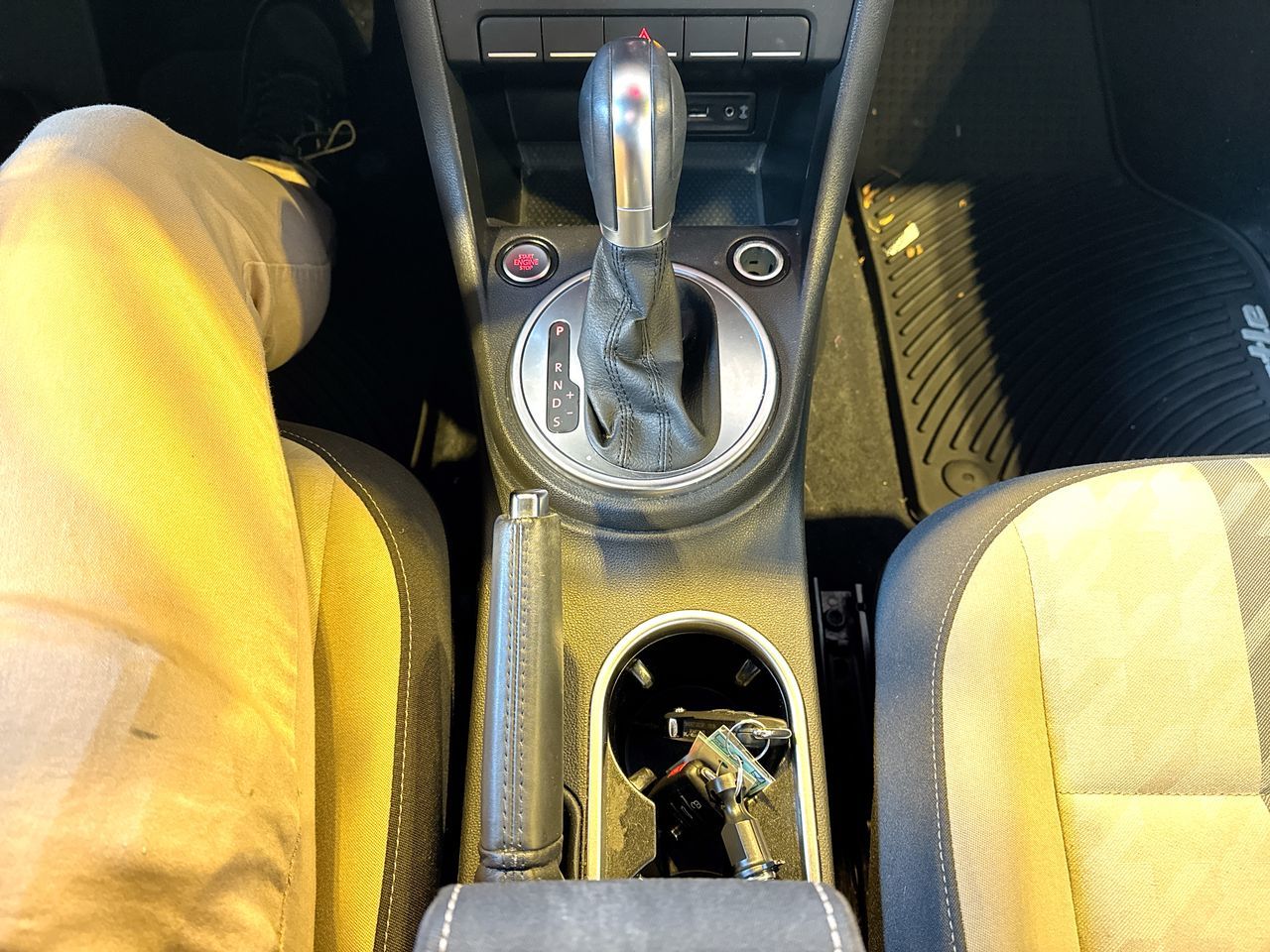 Volkswagen The Beetle Convertible  2018 à Vancouver, Colombie-Britannique