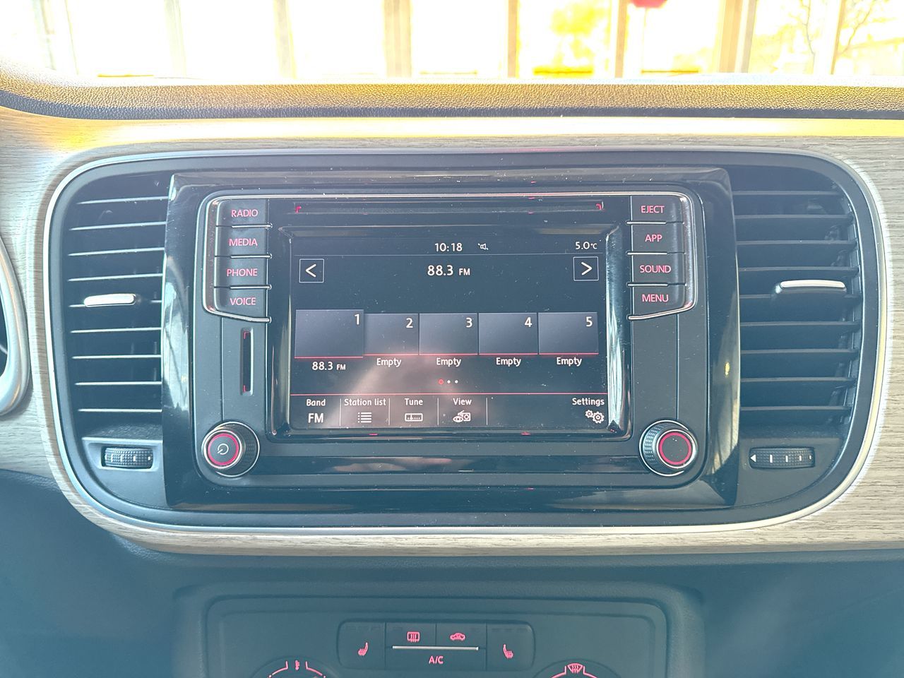 Volkswagen The Beetle Convertible  2018 à Vancouver, Colombie-Britannique