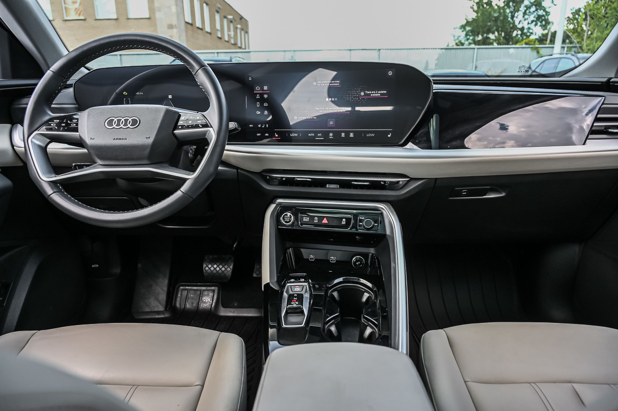 2025 Audi New Q5 in Dollard-des-Ormeaux, Quebec