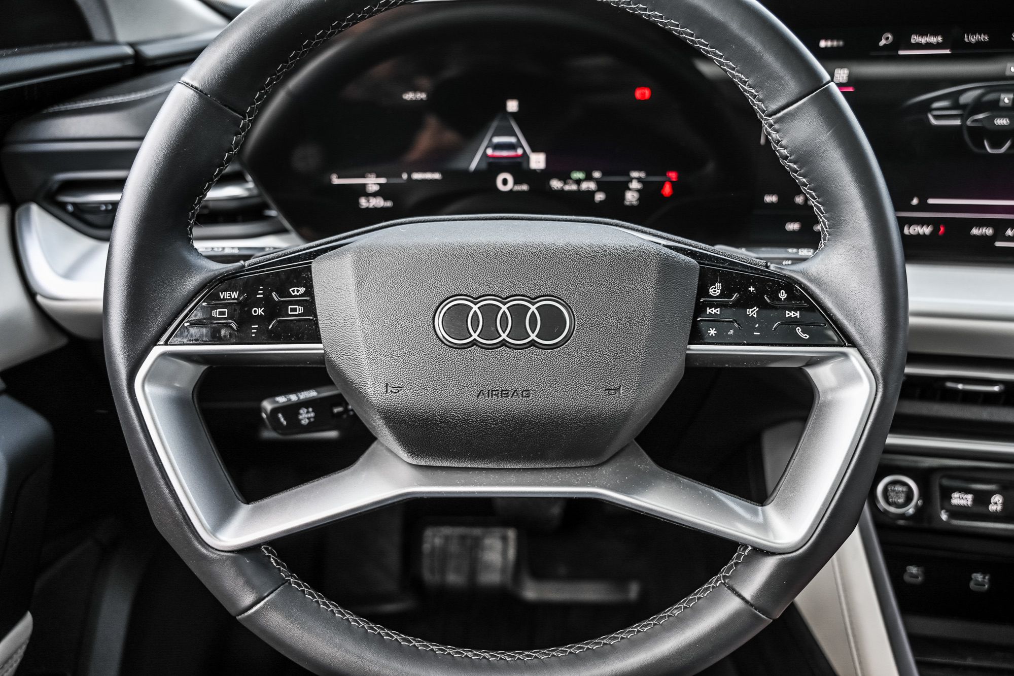 2025 Audi New Q5 in Dollard-des-Ormeaux, Quebec