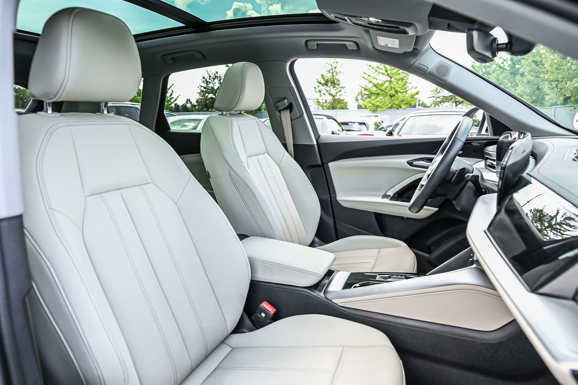 2025 Audi New Q5 in Dollard-des-Ormeaux, Quebec